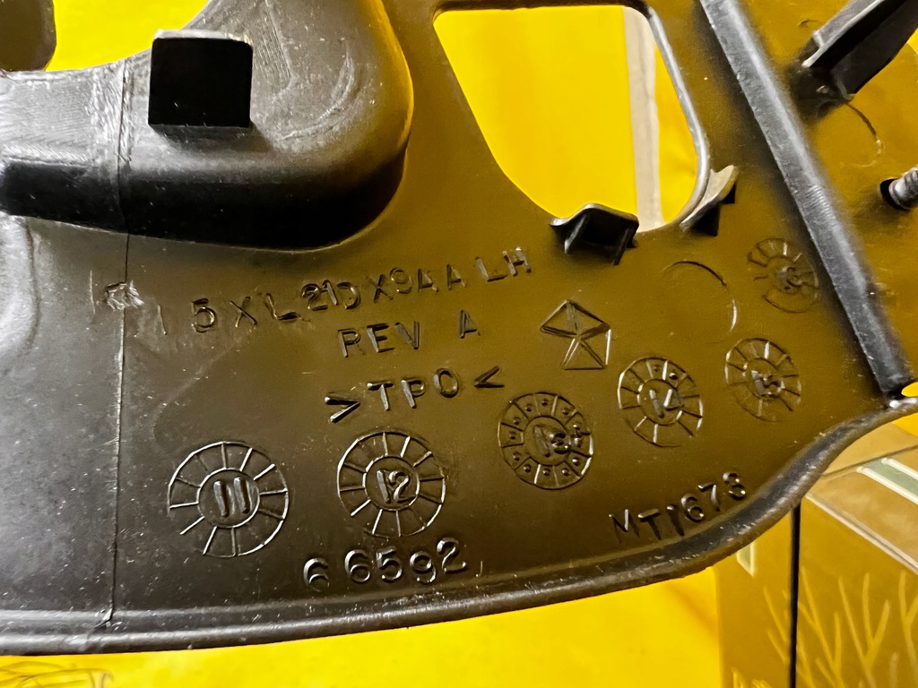 фото №6, Рамка дверь перед левая jeep grand cherokee wk2