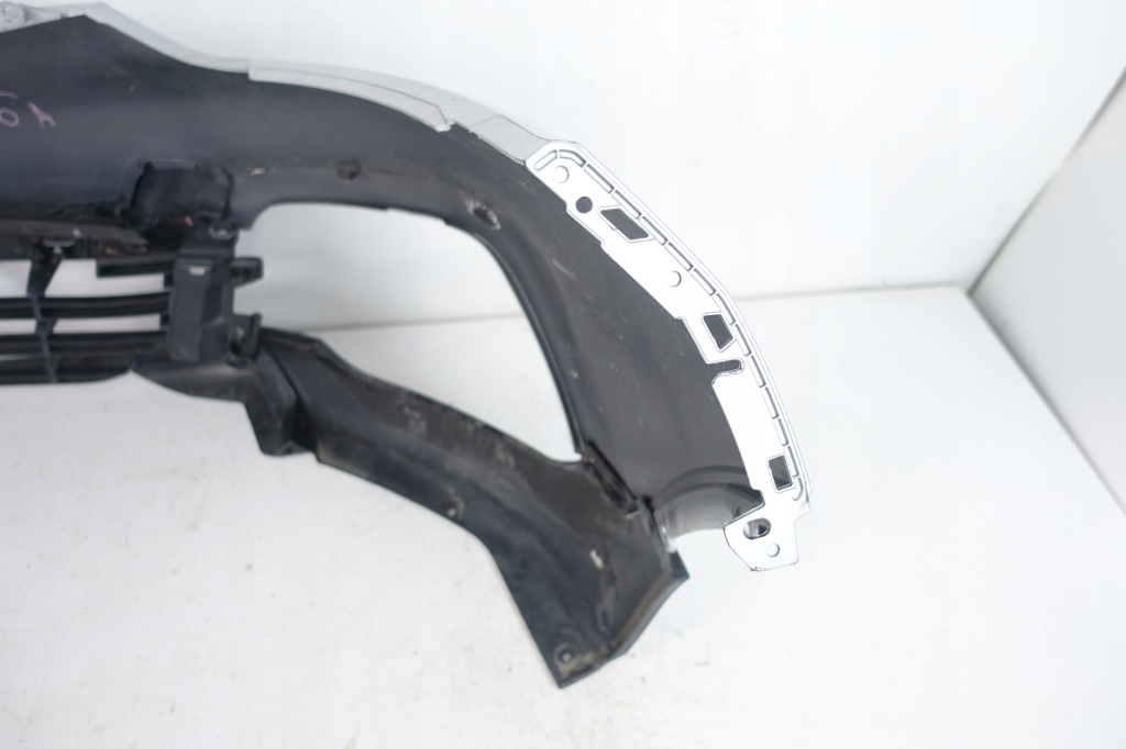 Renault captur lift 2017- бампер перед передний 620227019p Доставка