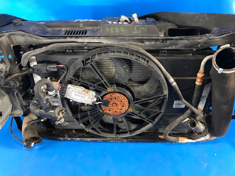 фото №9, Передний панель volvo c70 05-13 31335264 kompletny cabrio 2.5 бензин