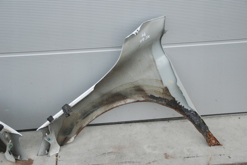 Купить Volvo xc60 крыло  l / p перед 426-26 08-13r