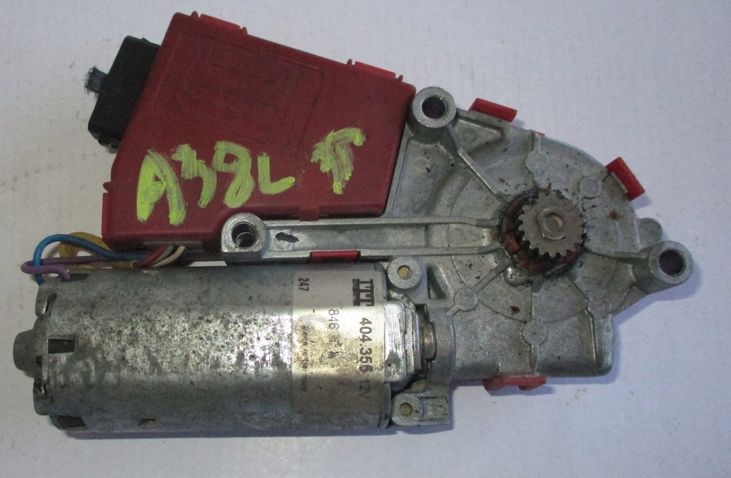 фото №1, Audi a3 8l моторчик люк