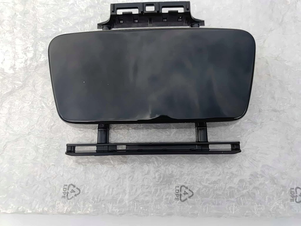 Bmw 1 f40 заглушка радара новая  оригинальный номер 6567 Доставка