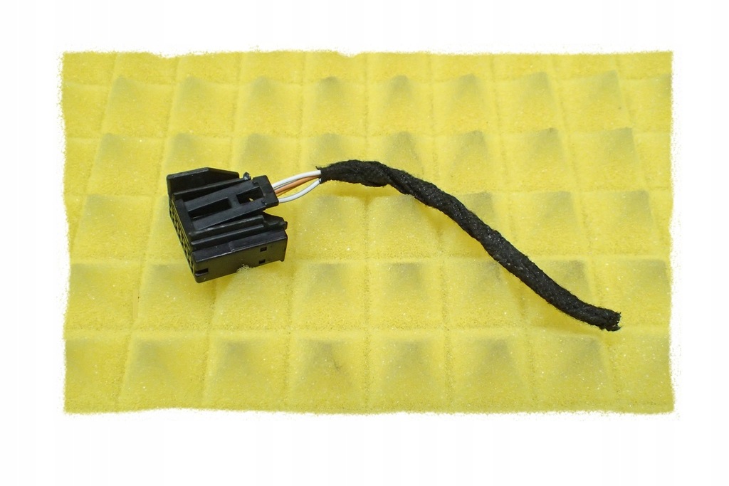 фото №8, Штекер audi a1 11- 1k0972928 оригинальный номер vag