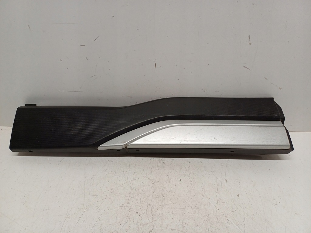 фото №1, Subaru forester 18- молдинг правая задняя 91112sj380