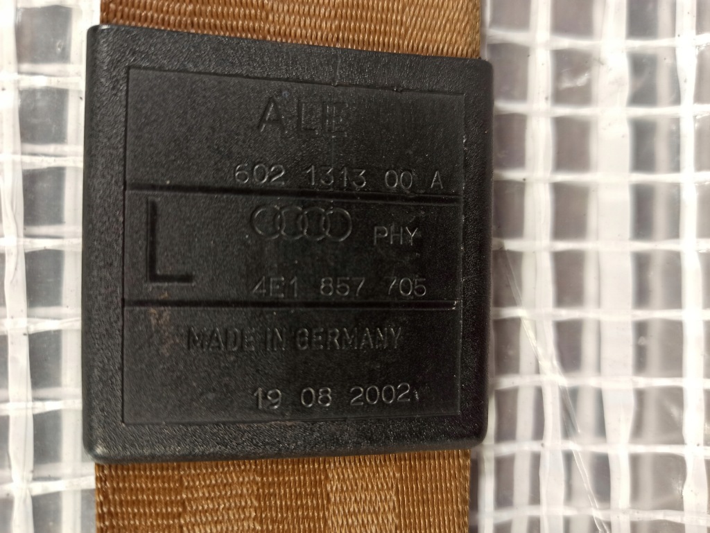 Audi a8 d3 ремни безопасности комплект amaretto перед левое  правый Цена