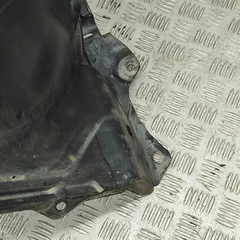 фото №7, Nissan leaf ii ze1 2018 правая сторона подкрылок передние