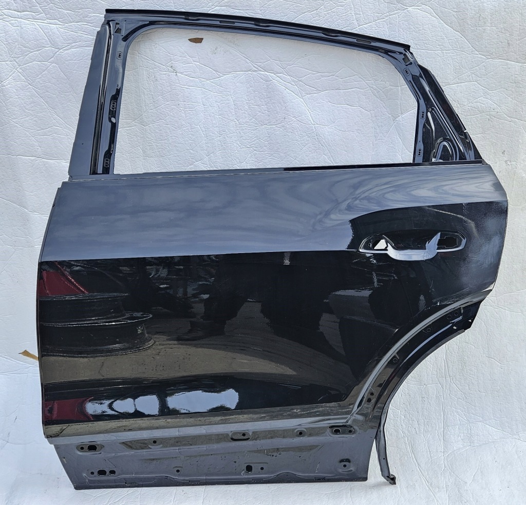 фото №1, Audi e tron 4ke дверь левая задняя задние