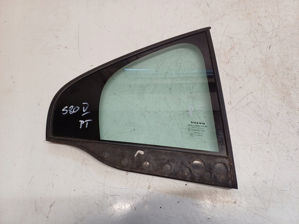 фото №1, Volvo s80 2 ii 06- скло права задня трикутник ..8