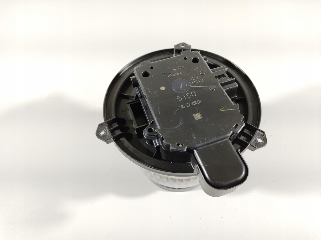 фото №6, Lexus is300h 13r вентилятор воздуходувка обдув uk