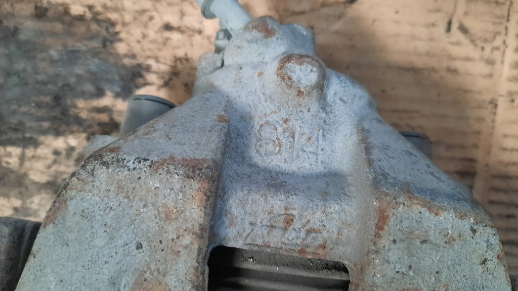 фото №6, Суппорт тормозной 814 правый перед volvo c40 s40 v50