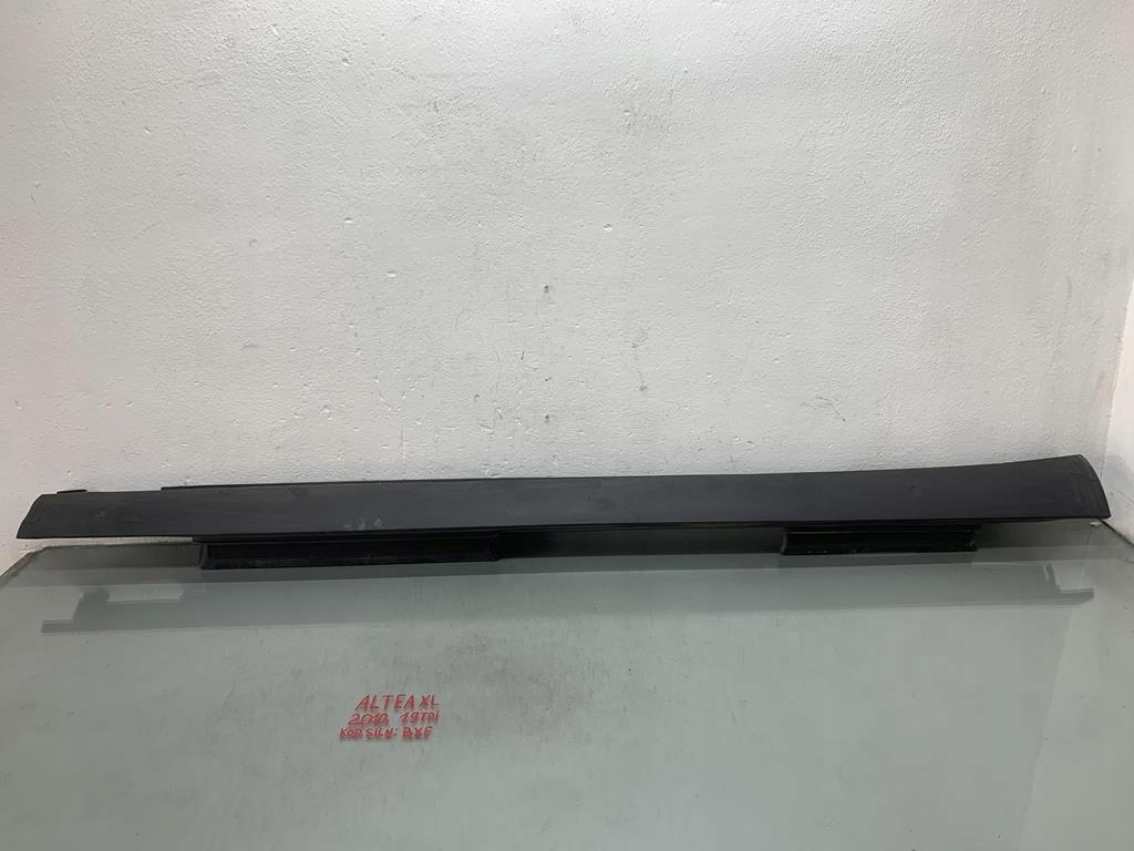Купити Молдинг накладка поріг права поріг seat altea xl 1.9 tdi 10 r 5p0853852f