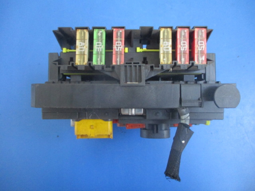 фото №5, Peugeot 308 коробка запобіжників bsi 9663798180 bsm 9664706280