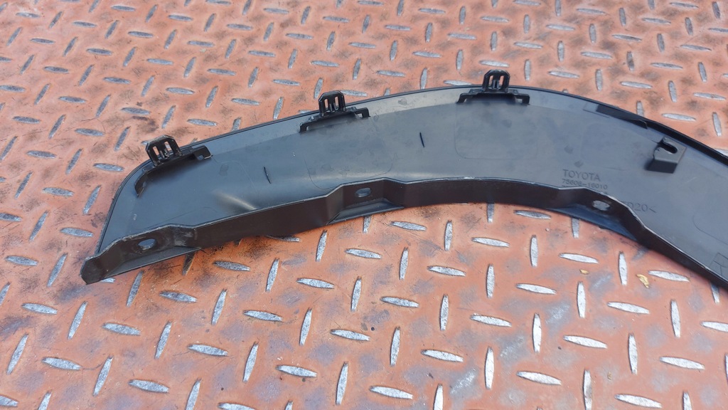 фото №16, Молдинг накладка крыла левая левый задняя toyota corolla cross 21-