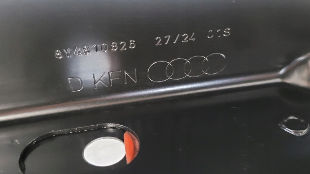 фото №9, Обшивка правое порог блок двигателя 8y4 audi a3 s3 sportback 2020- 8y4809840