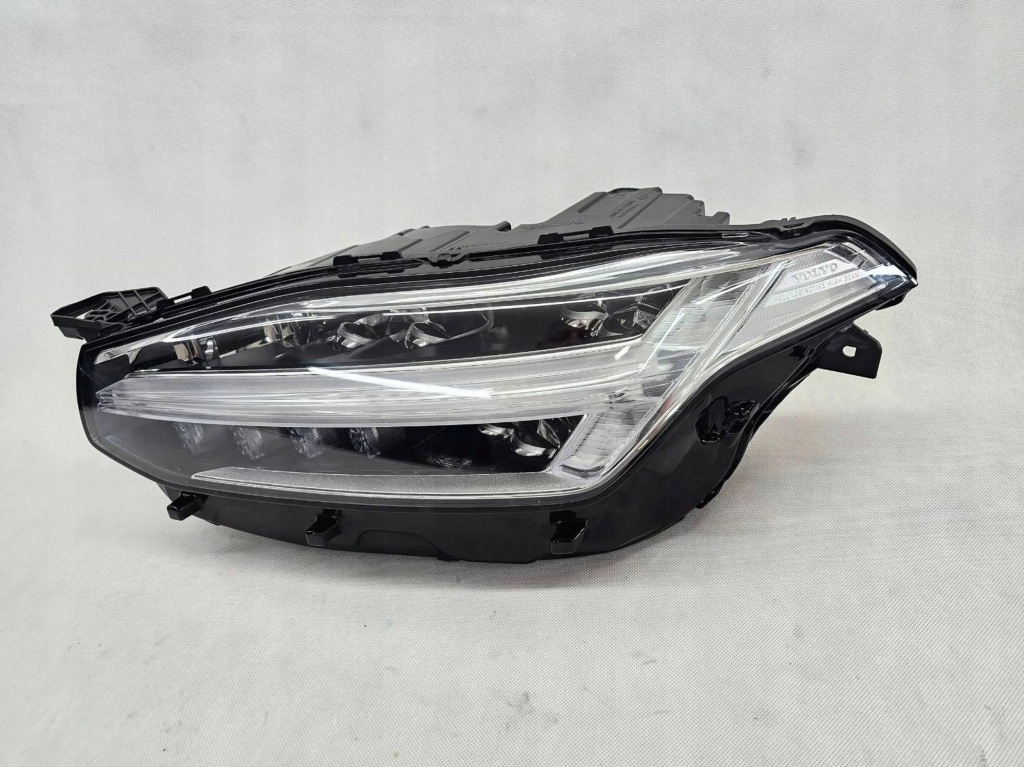 Купить Volvo xc90 2 фара перед передняя левая full led active high beam 31468918