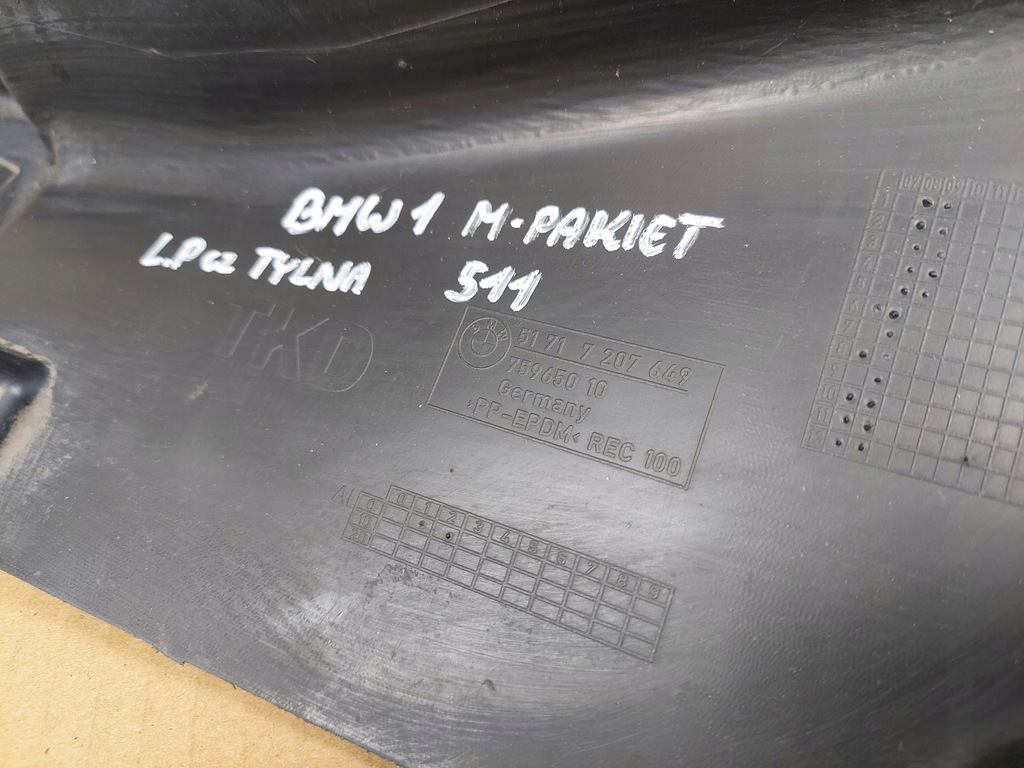 фото №8, Bmw 1 e81 e82 e88 m-pakiet ліва передні підкрилок 51717207649 оригінал