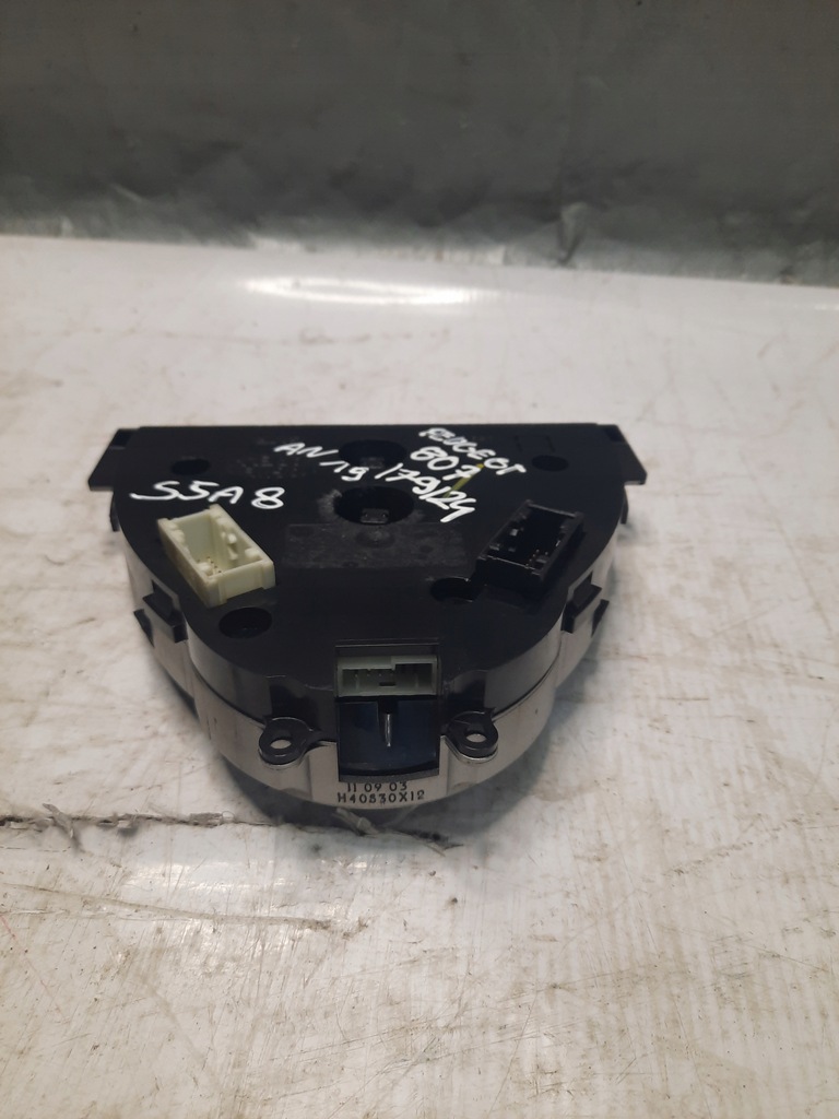 фото №8, Панель обдув кондиционера citroen c8 peugeot 807