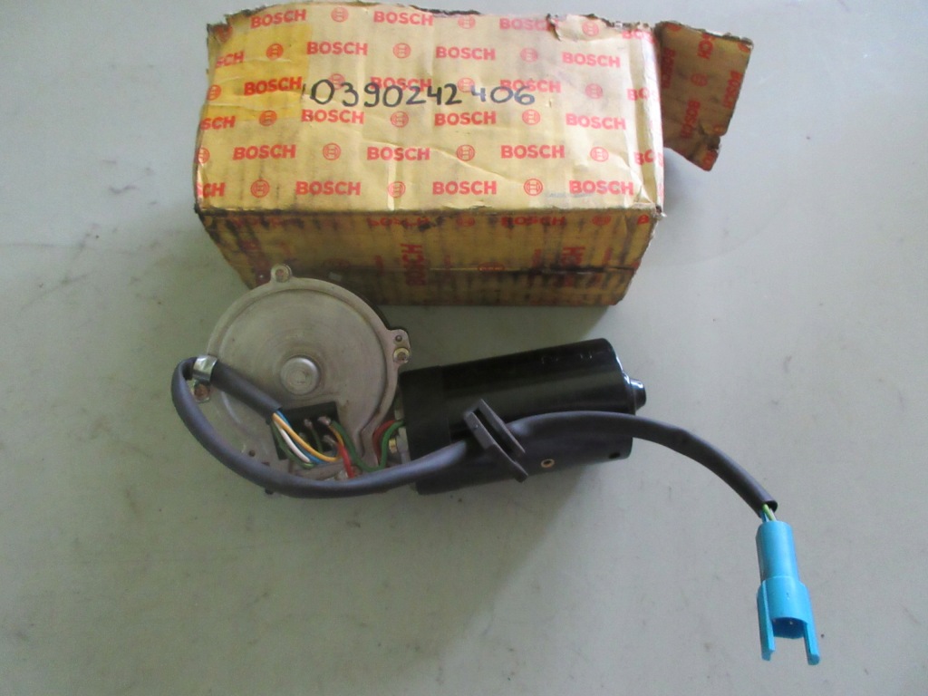Двигатель дворник bosch scania 0390242406 Недорого
