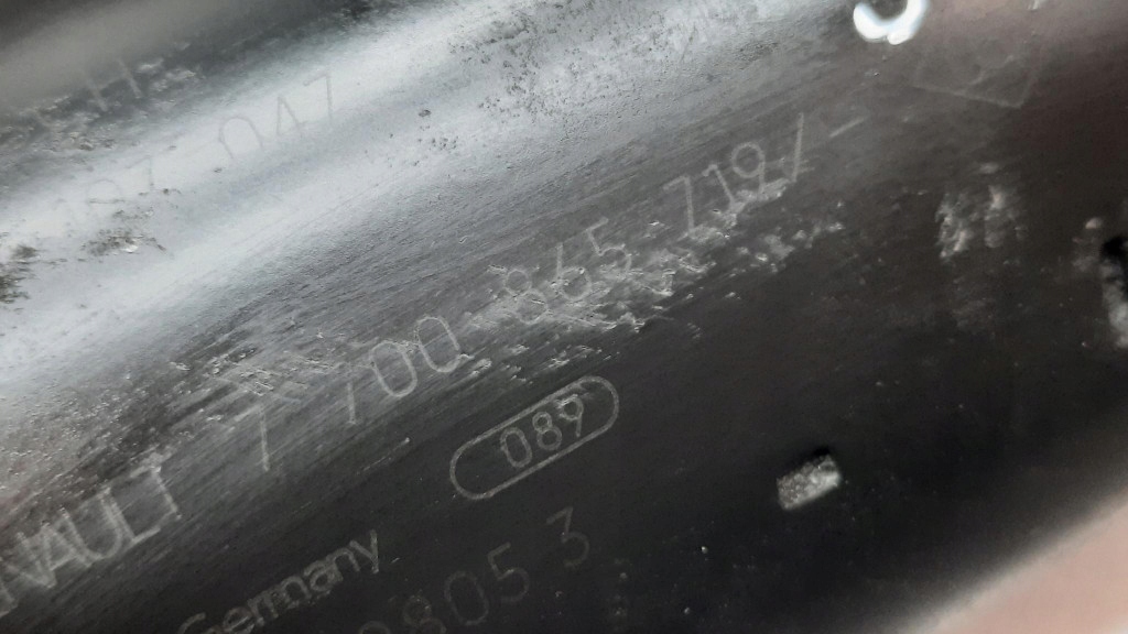 Стартер 7700865719 renault laguna 1 1.8b 90km Зі Шроту