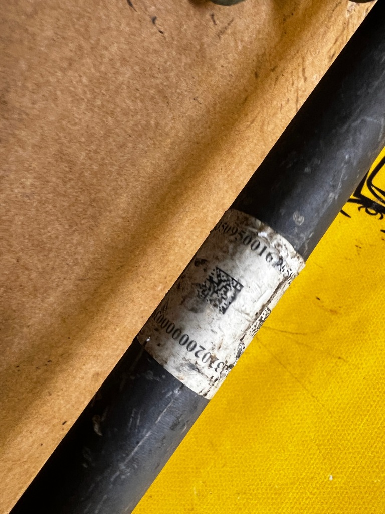 Приводной вал задний задняя левая левая mercedes cla c117 Цена