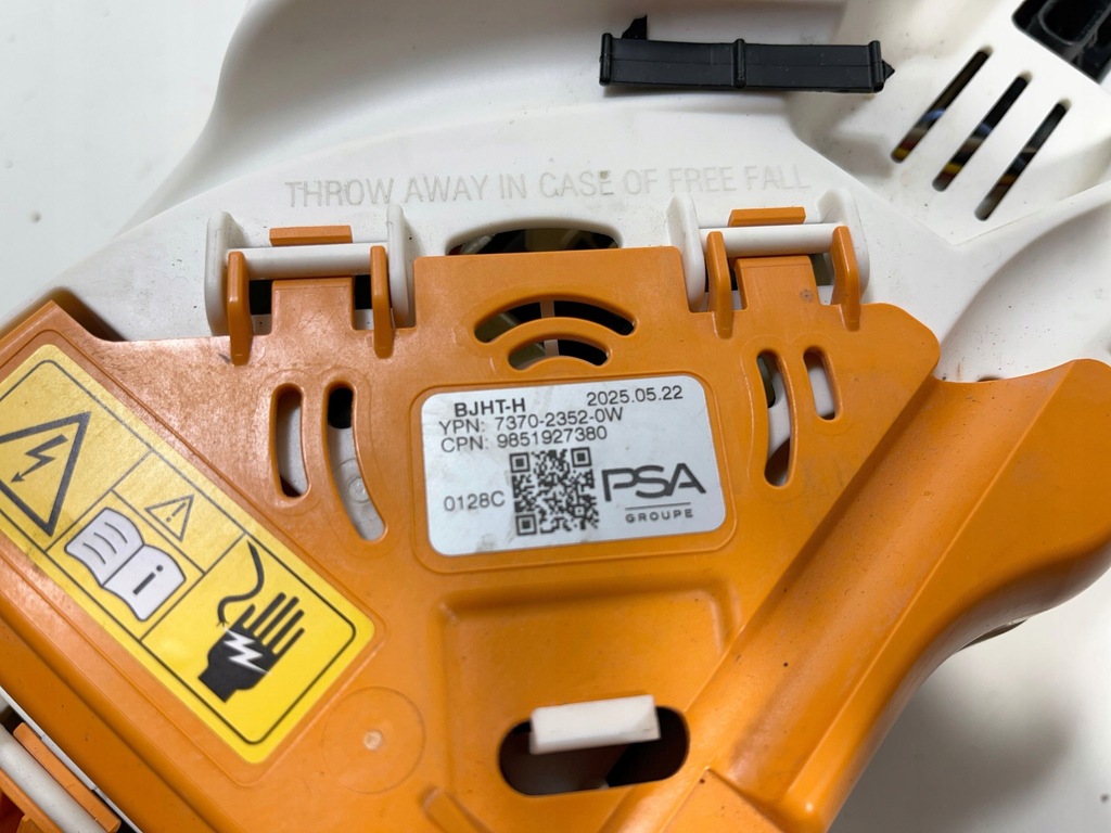 фото №10, Модуль керування акумулятором peugeot 2008 ii 737023520w