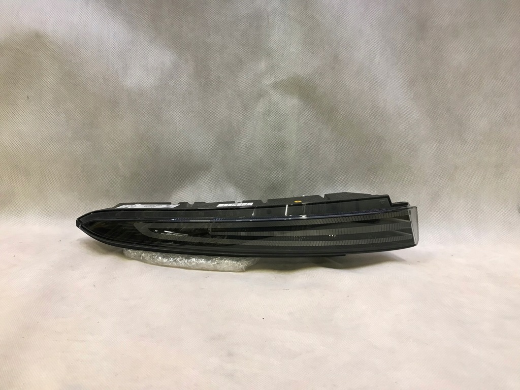 фото №1, Aston martin dbs ii 18- лампа задня ліва