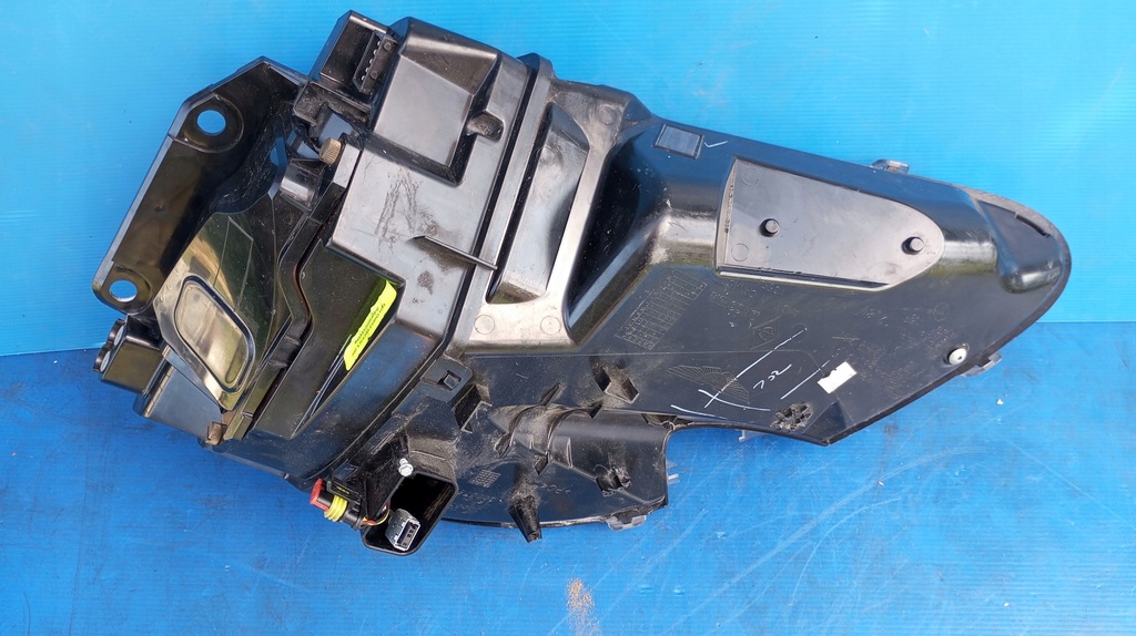 фото №9, Лампа левый перед eu ксенон aston martin vantage 6g3313w030ee