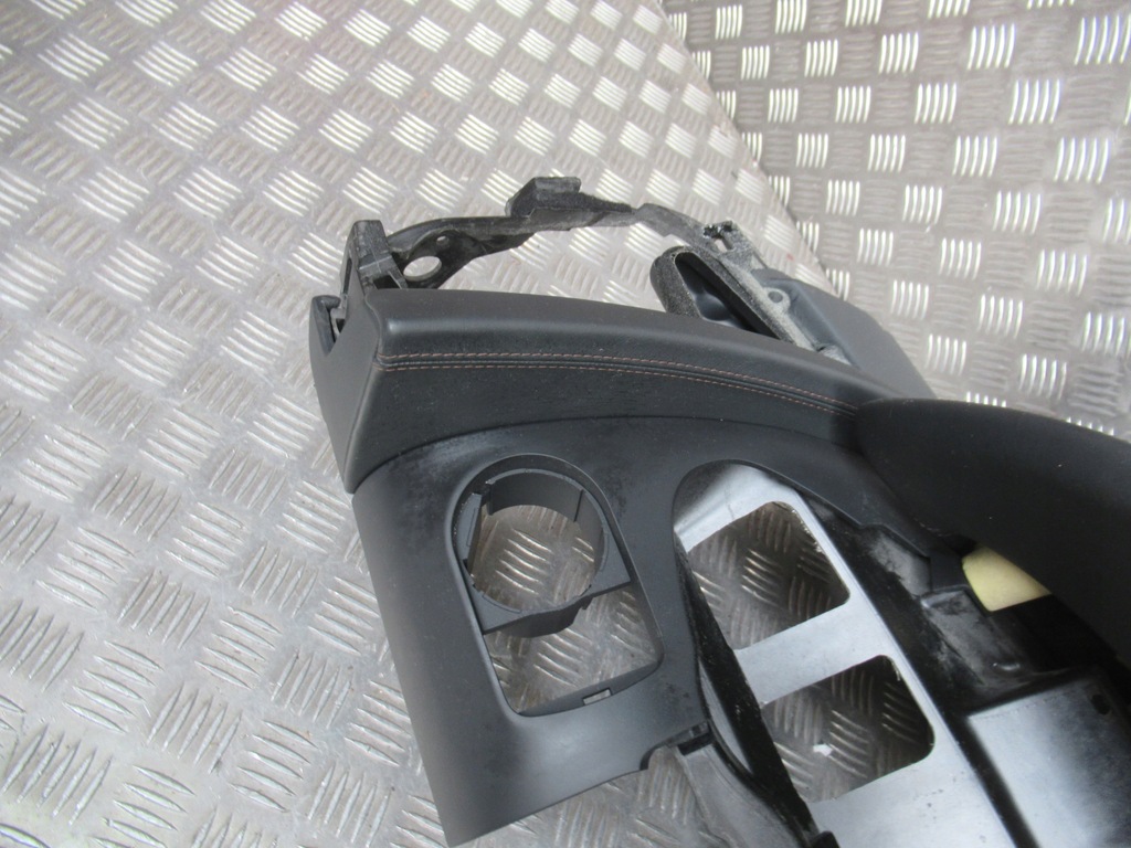 фото №10, Audi r8 панель приладів консоль подушка безпеки подушки безпеки ремені orginal