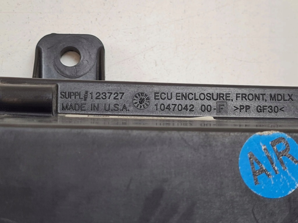 2018 tesla model x корпус компьютер двигателя 104704200f Цена