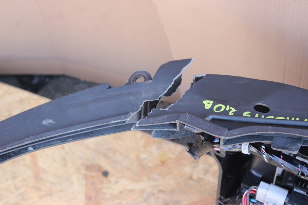 фото №4, Pas перед передній mazda 5 v 2005r- 2.0 b