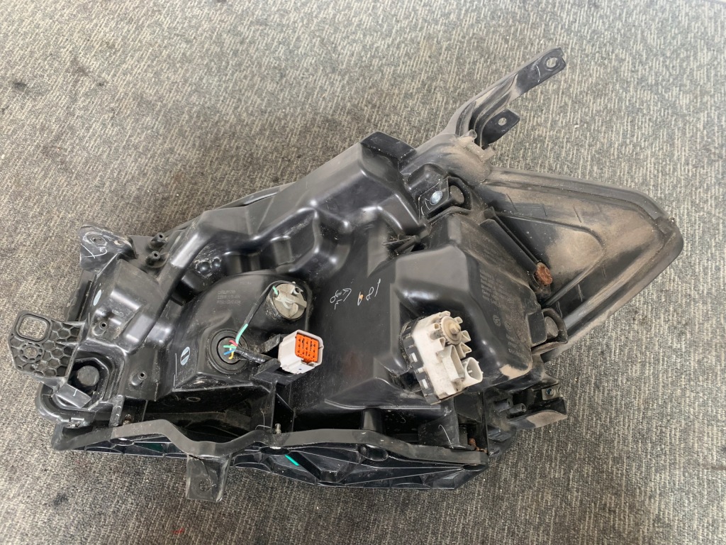 фото №12, Suzuki sx4 s-cross lift 1.0 19r лампа фара full led правый перед ory