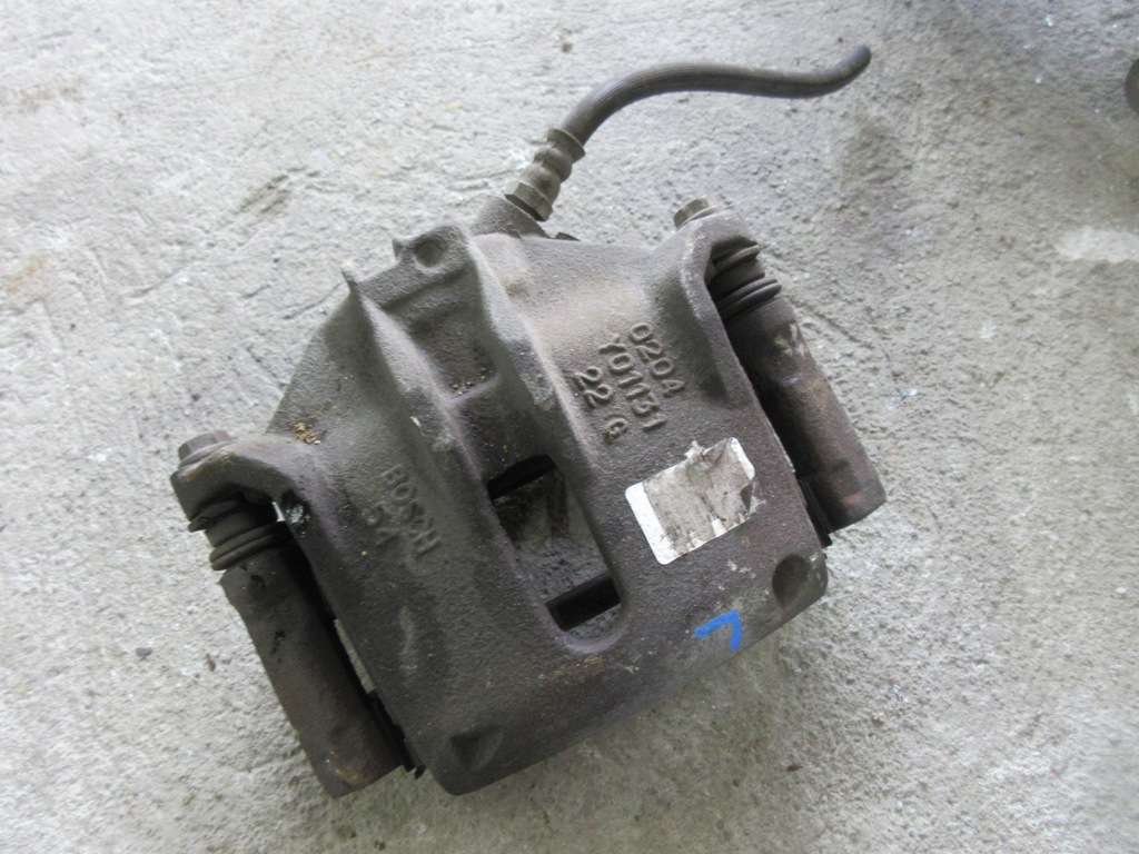 фото №1, Citroen c3 ii 2011 r. 1.4 8v суппорт левый