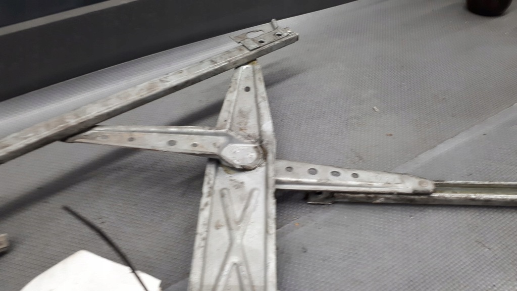 фото №8, Механізм скло лівий перед rover 400