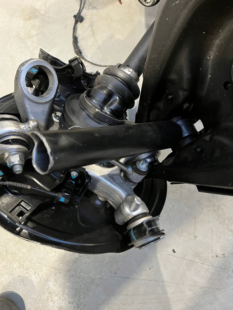 фото №15, Подвеска задние мост подрамник дифференциал mercedes w206 c300d