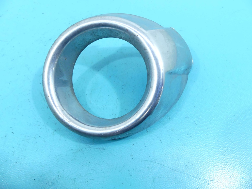 фото №1, Ford оригинальный номер 8a6115a223c рамка противотуманной фары