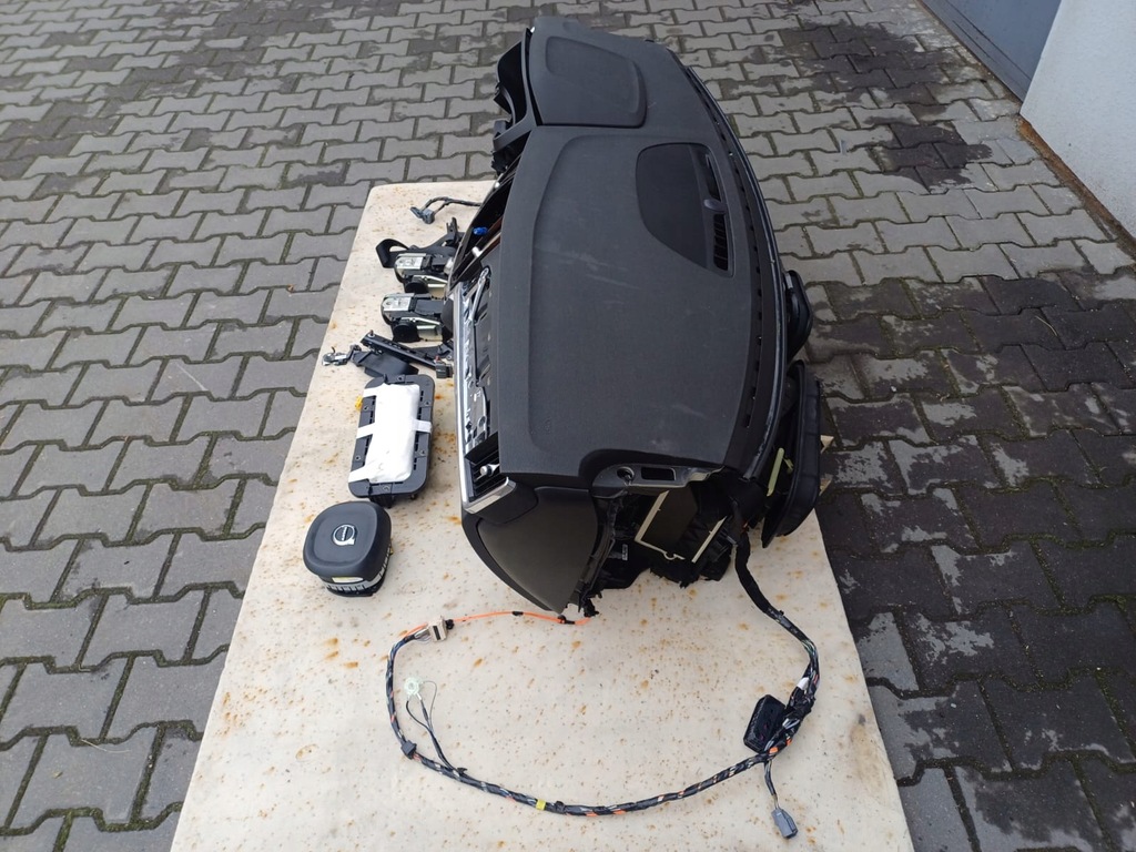 фото №9, Панель приладів приладова панель приладів консоль подушка безпеки подушка ремені volvo s90 v90 17-