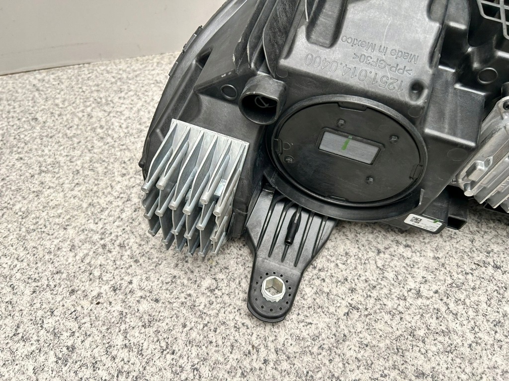 фото №9, Mercedes eqs suv 296 x296 usa digital light a2969063002 права комплектна