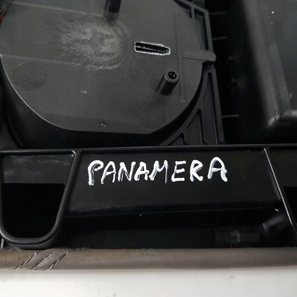 фото №7, Тунель середній підлокітник задня porsche panamera 970 i