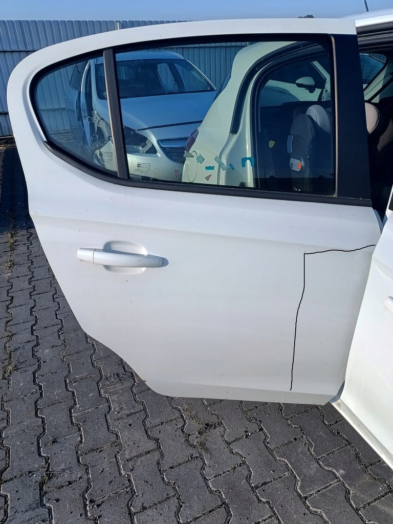 фото №1, Opel corsa e дверь правое задние z40r