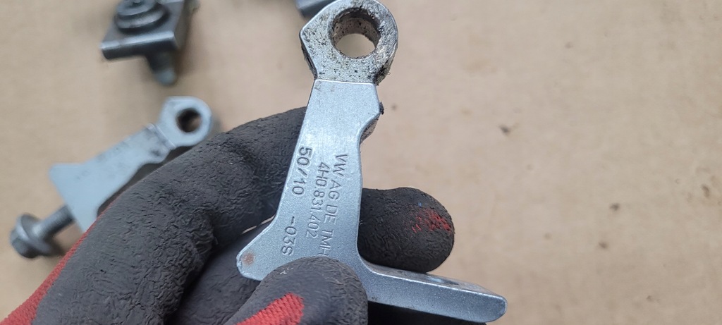 фото №6, A7 4g s7 петля петли дверь правое правый перед передние ly7g