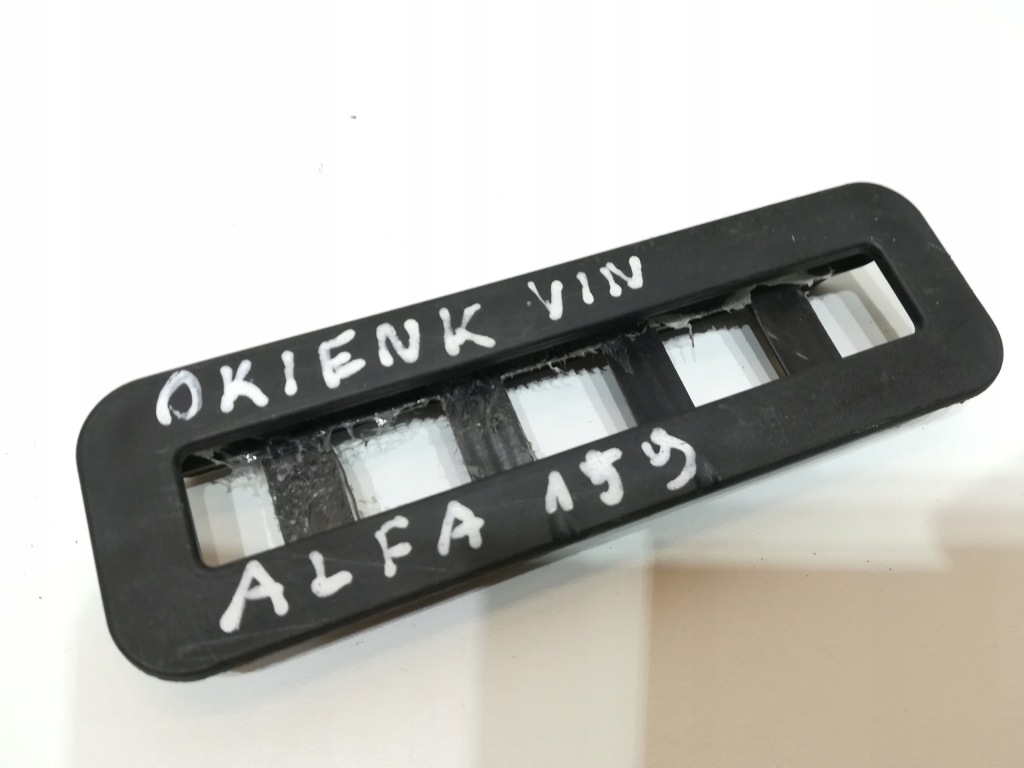 Купити Віконце vin рамка заглушка alfa romeo 159