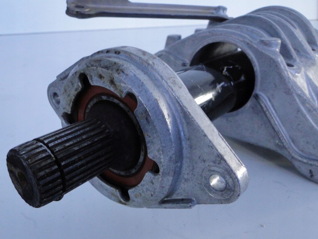 фото №9, Mercedes w246 246 w176 176 wał вал промежуточный приводной вал опора кронштейн двигателя