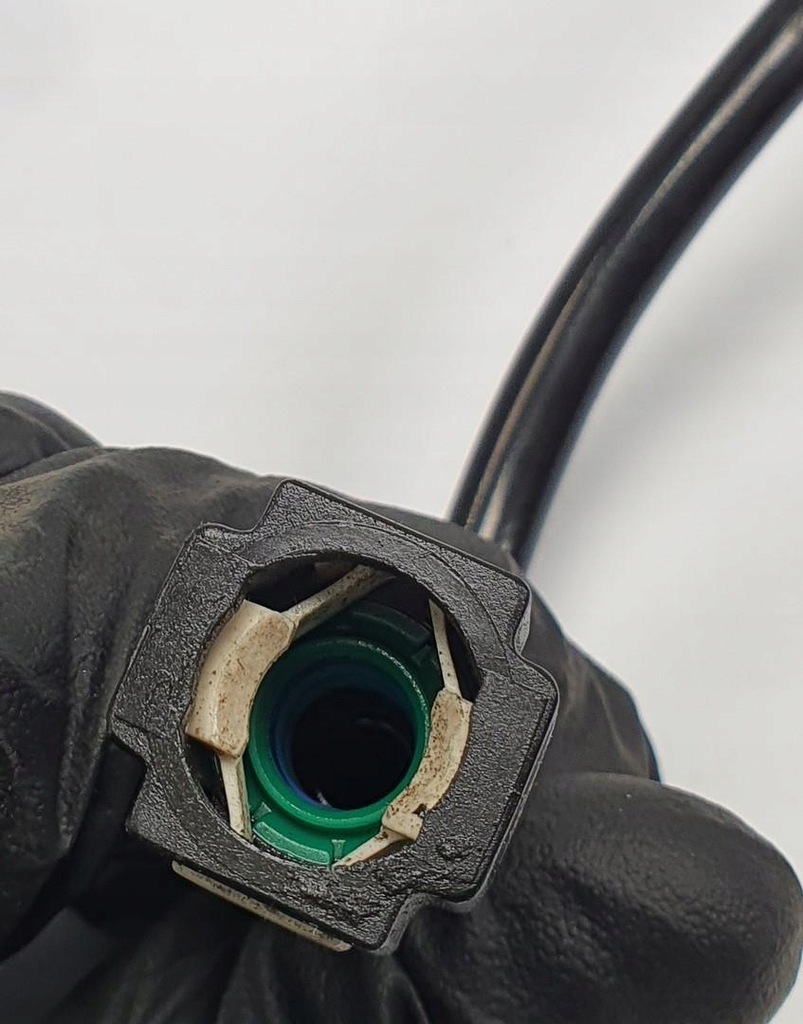 фото №4, Труба трубка топлива mitsubishi space star 1.9 did