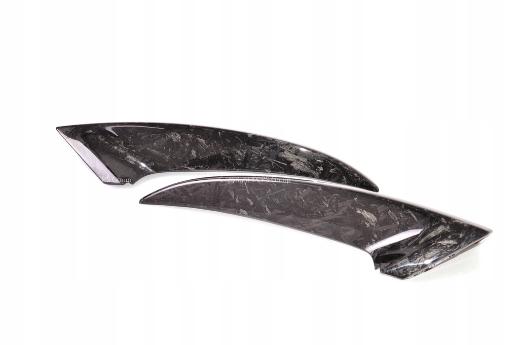 фото №9, Aston martin db11 накладки лампа задніх карбон