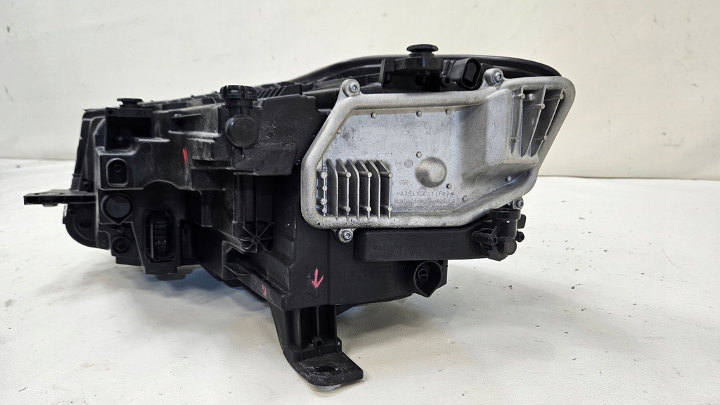 фото №8, Лампа правая перед передняя vw caddy iv full led 2k8941036s