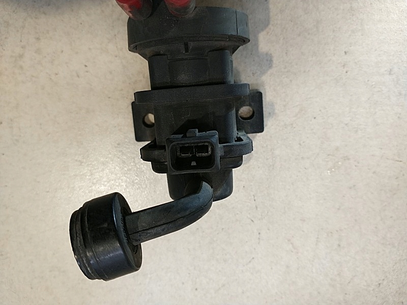 фото №8, Клапан вакууму saab 93 2.2 tid 09128022