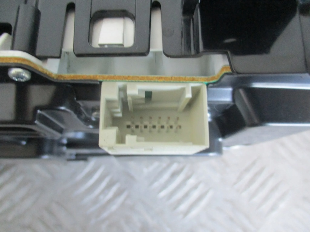 фото №2, Лічильник 13193084pb opel vectra c kombi 1.8 b