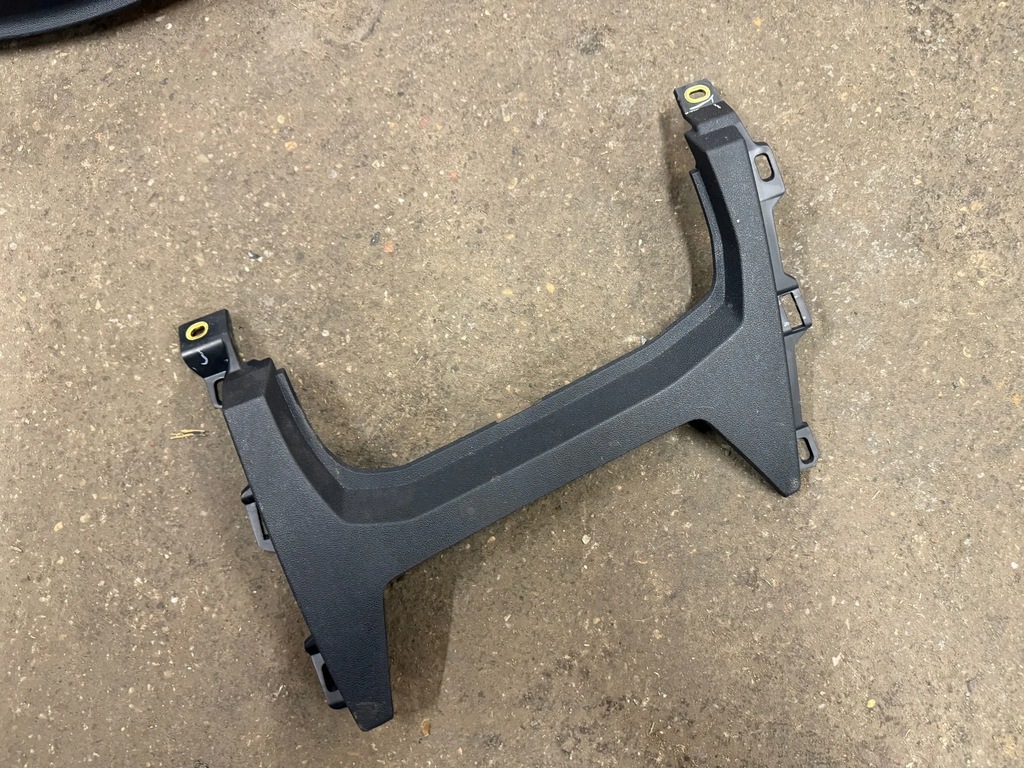 фото №1, Audi a3 8y защита консоли панели