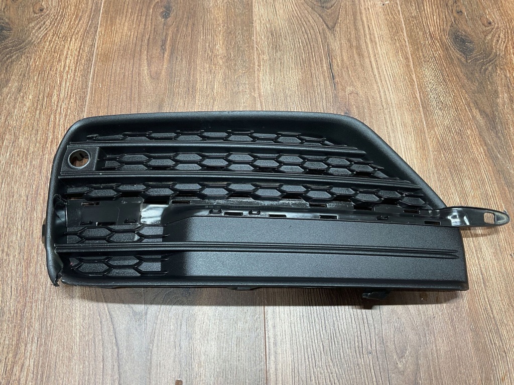 фото №1, Ліва решітка бампера перед volvo xc90 ii 31383441