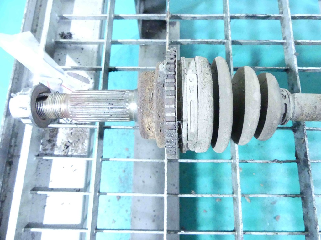 фото №3, Привідний вал задня ліва lexus rx ii 03-08 3.3 v6 400h